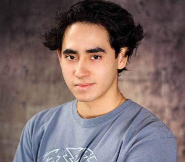 Gerardo Yela Garcia as Claudio